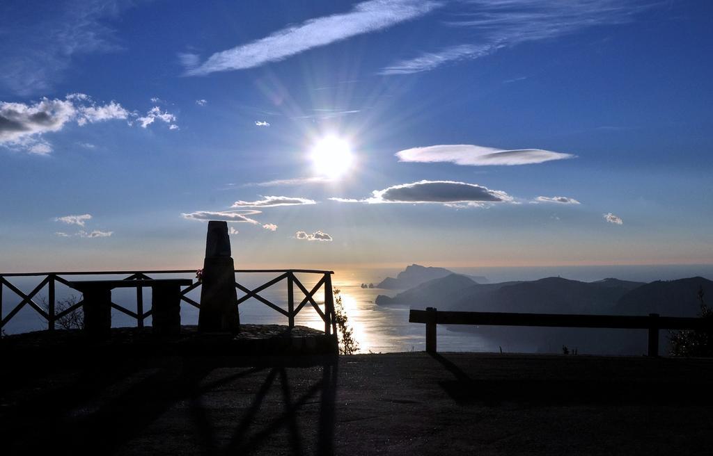 Valle Degli Dei أَجيرولا المظهر الخارجي الصورة